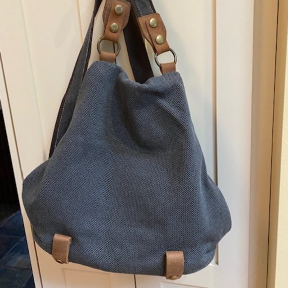 Davan Co. Multifunctional bag/backpack - Picture 2 of 6